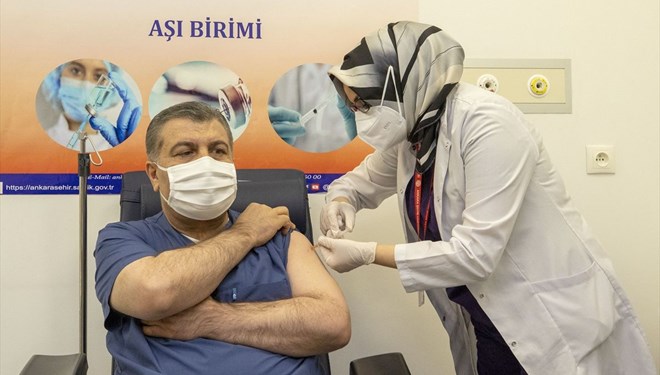 Türkiye, Pfizer/BioNTech ile 90 milyon doz aşı sağlama konusunda anlaştı