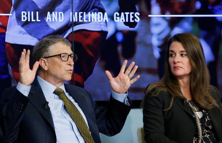 Bill Gates'ten eşi Melinda'ya 3 milyar dolarlık hisse devri