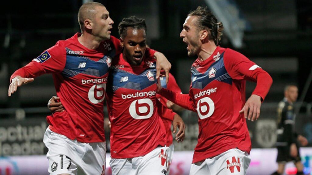 Burak Yılmaz attı, Fransa Ligue 1’de şampiyon Lille oldu.