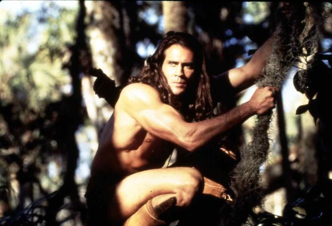 Tarzan’ı oynayan Joe Lara uçak kazasında hayatını kaybetti.