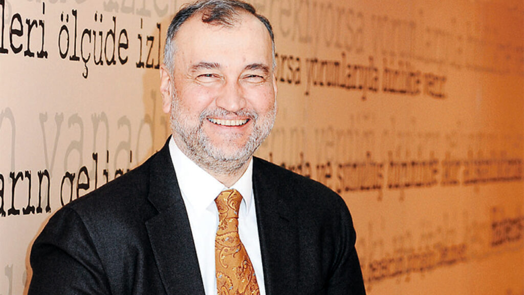 Murat Ülker, Forbes milyarderler listesine girdi.
