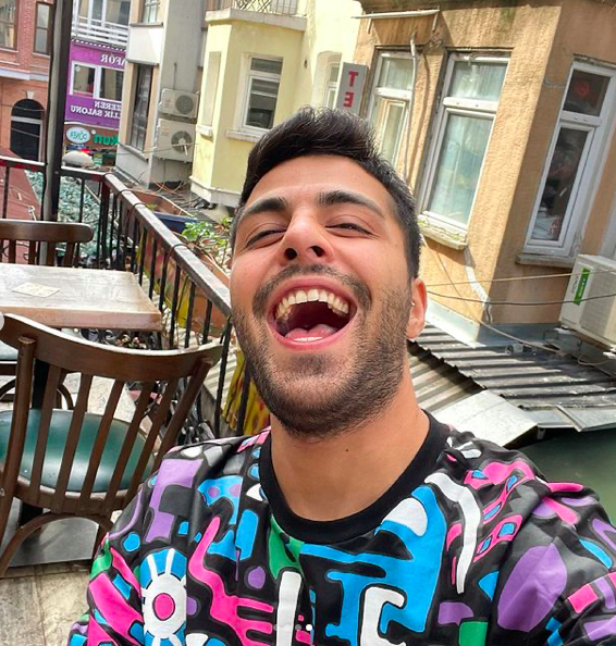 'Bazlama surat' davasını kaybeden fenomen Hande Erçel'e: ''Sadakam olsun'' dedi