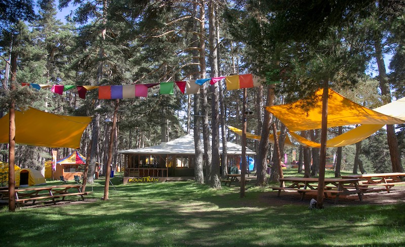 Çadır kampı ve karavan tatillerinin adresi Bolu Aladağlar'daki MounTRrain.
