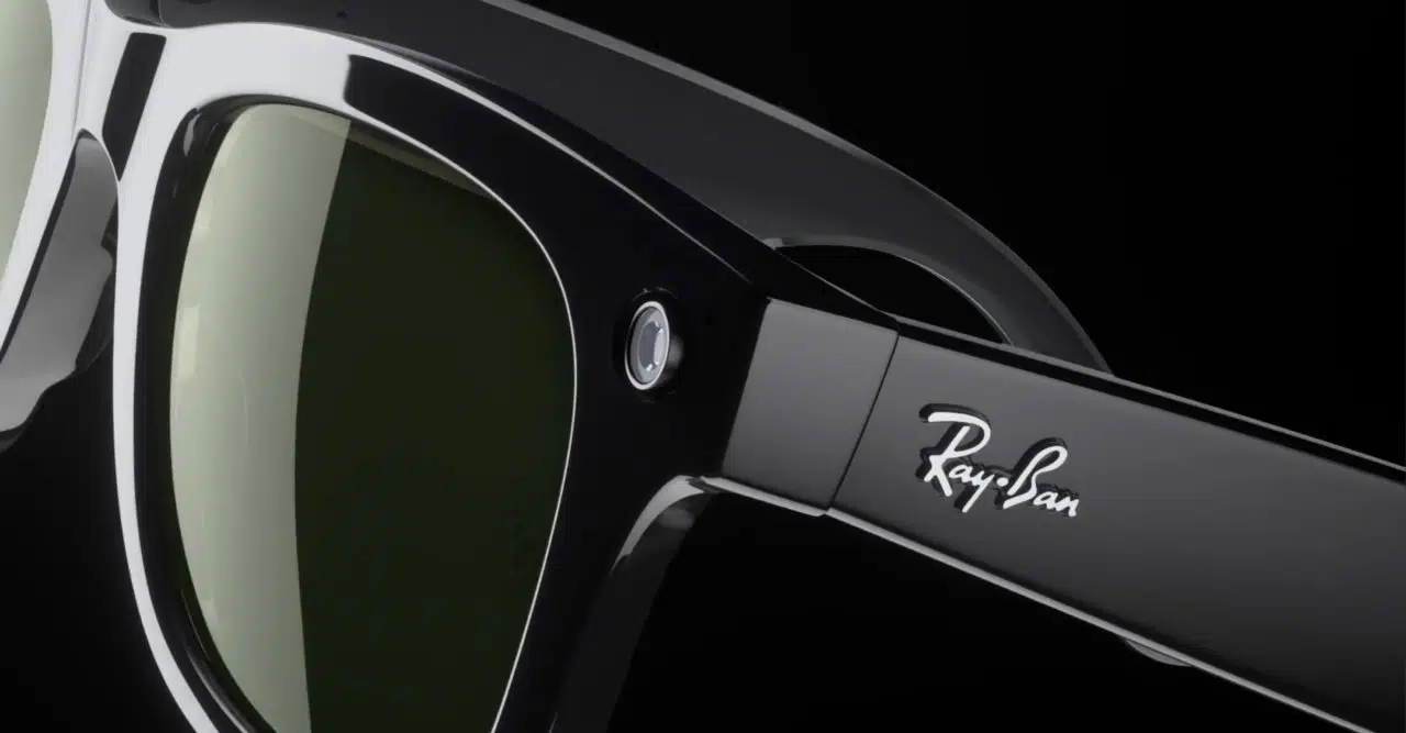 Facebook'un akıllı gözlüğü Ray-Ban Stories satışa çıktı.