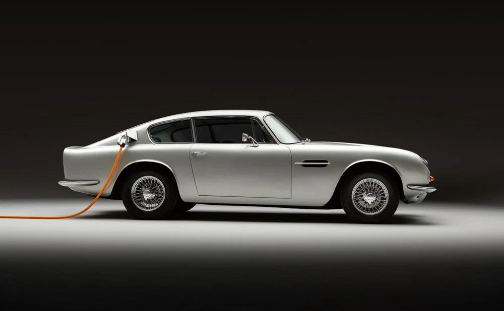 Bentley, Jaguar, Range Rover ve Rolls Royce'dan sonra Aston Martin DB6 de elektriklendi.