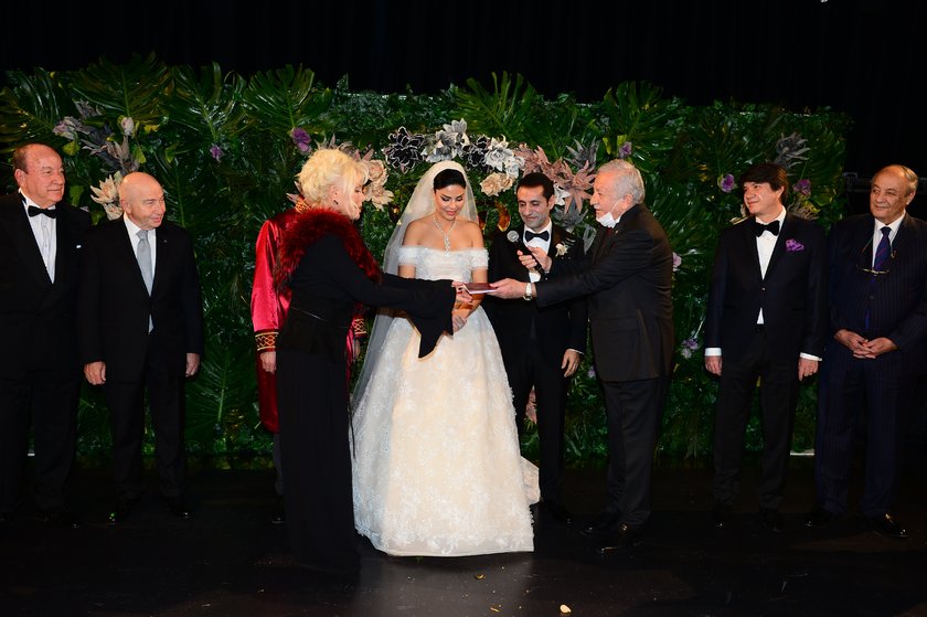 Bayram Yıldız ve Tuğçe Kara, Mandarin Oriental İstanbul Kuruçeşme’de evlendi.