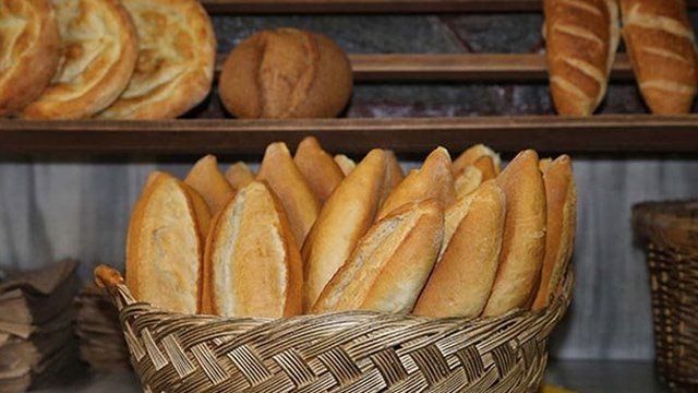 Ekmek Fiyatlarındaki artış devam ediyor