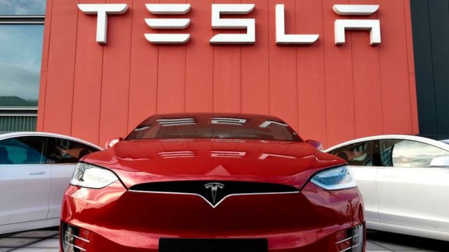 Tesla, İstanbul ofise eleman arıyor