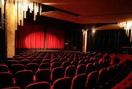 İzmir Şehir Tiyatroları pandemi nedeniyle perdeleri kapadı