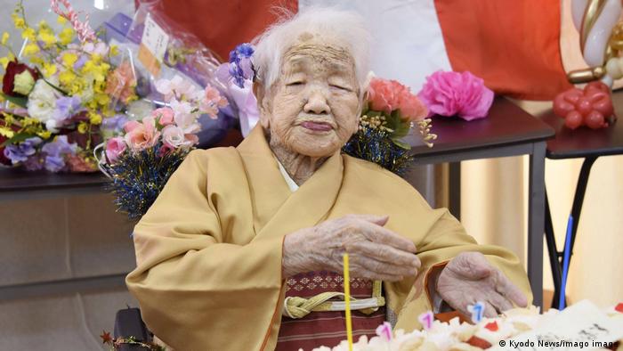 Dünyanın en yaşlı insanı Japon Kane Tanaka, 119 yaşında öldü.