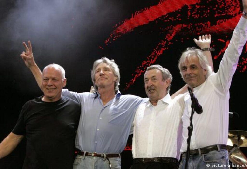 Pink Floyd, Ukrayna için bir araya geldi