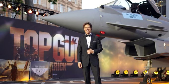 Top Gun: Maverick, Tom Cruise’un kariyerindeki en büyük gişe başarısı oldu