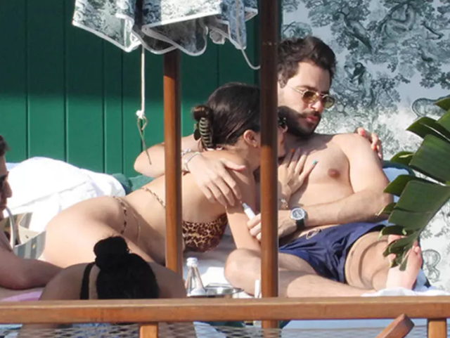 Hande Erçel ve Hakan Sabancı İtalya'da aşk tatilinde