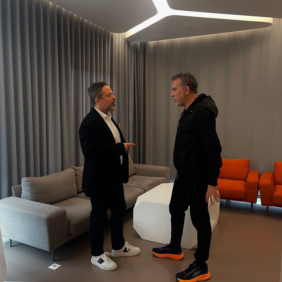 Haluk Levent Hastaneye Kaldırıldı