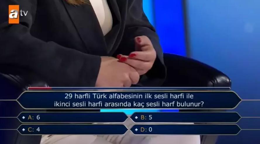 Kim Milyoner Olmak İster'de Yağmur Gökaydın'ın Zor Anları