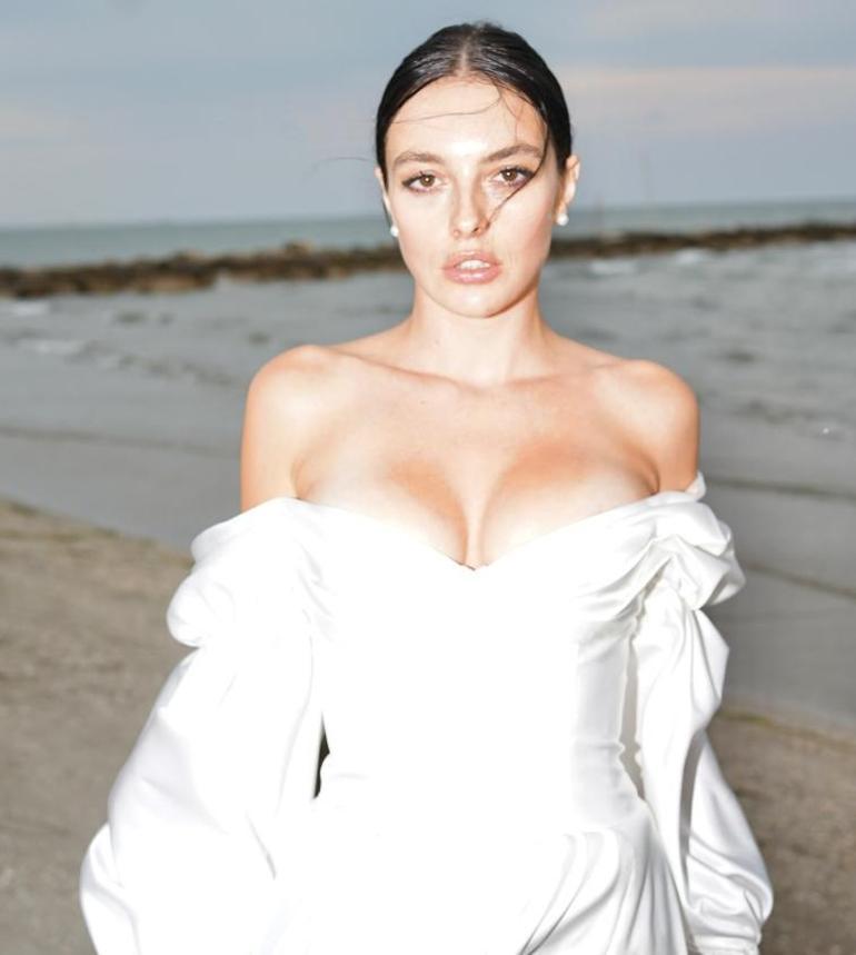 Melis Sezen'in Oryantal Dans Performansı ve Başarıları