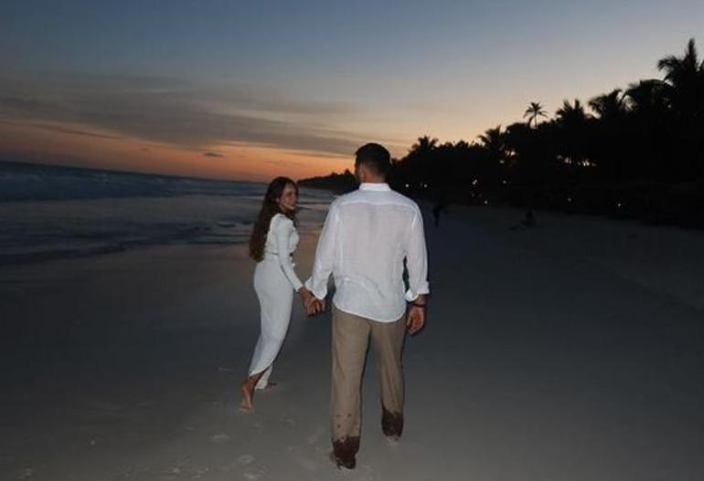 Miray Daner ve Sevgilisi ile Meksika'da Romantik Anlar