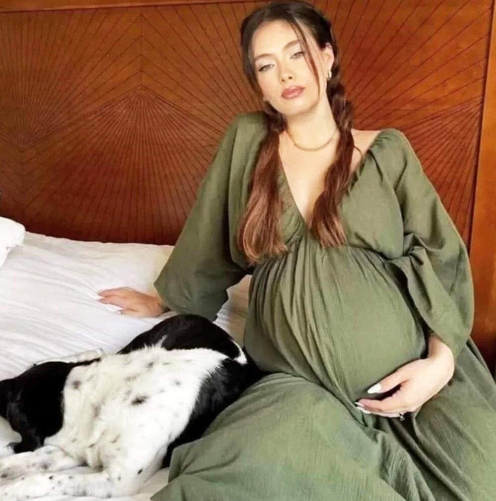 Neslihan Atagül ve Kadir Doğulu'nun Hamilelik Sevinci