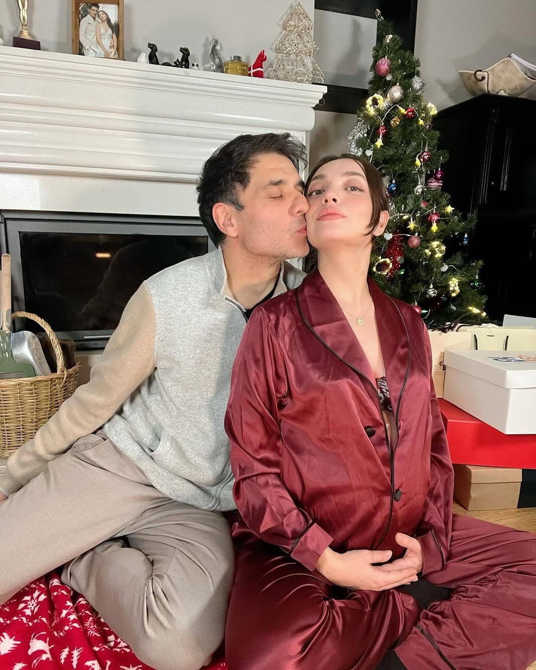 Cansel Elçin ve Zeynep Tuğçe Bayat'ın Bebek Bekleme Mutluluğu