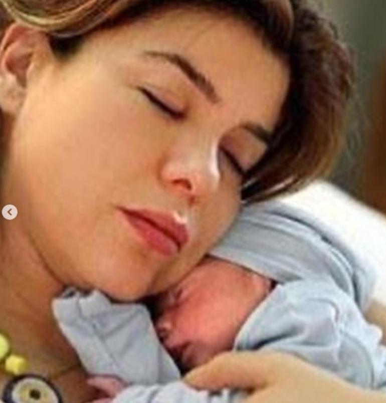 Gülben Ergen'in Duygusal Oğul Kutlaması