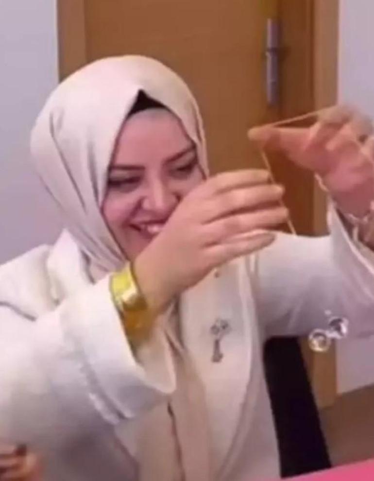 Kadir Ezildi ve Gamze Türkmen'in Mutlu Nişan Dönemi