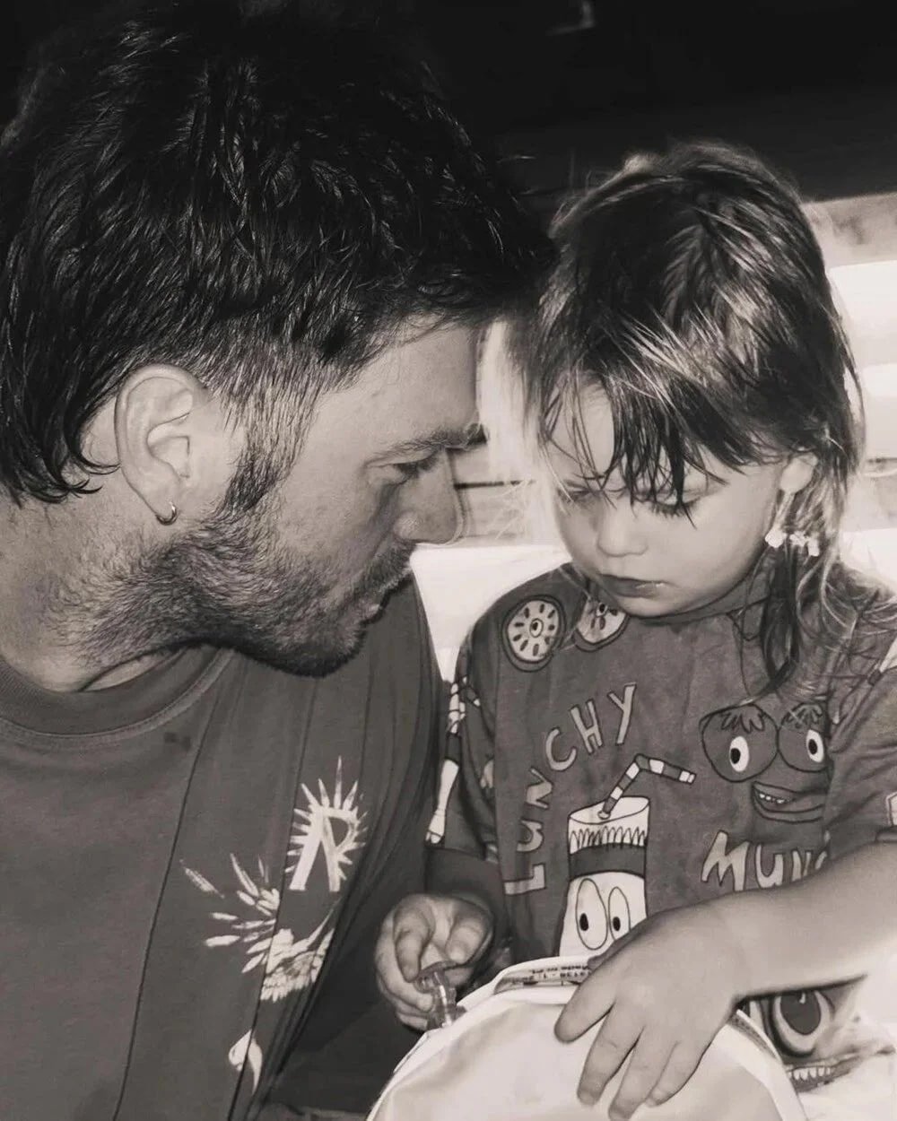 Kıvanç Tatlıtuğ ve Başak Dizer'in Baba Olma Mutluluğu