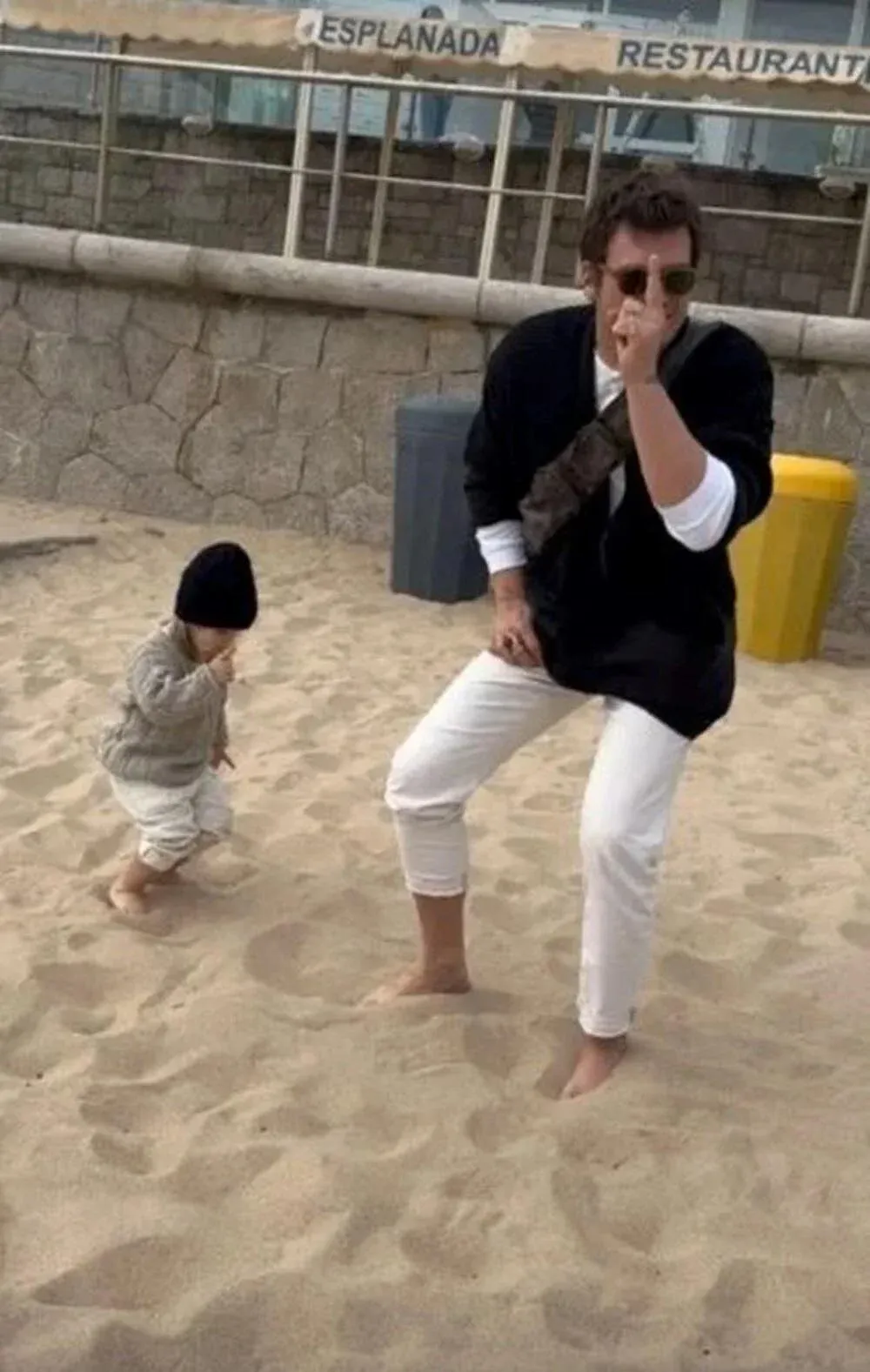 Kıvanç Tatlıtuğ ve Başak Dizer'in Baba Olma Mutluluğu