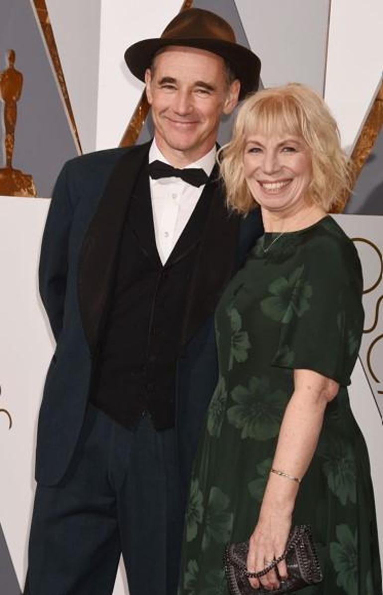 Ünlü Oyuncu Mark Rylance'ın Eşi Claire Van Kampen Hayatını Kaybetti