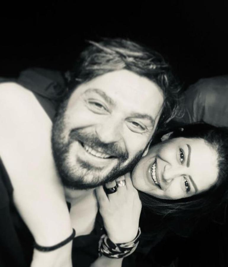 Eşiyle Nasıl Tanıştı?