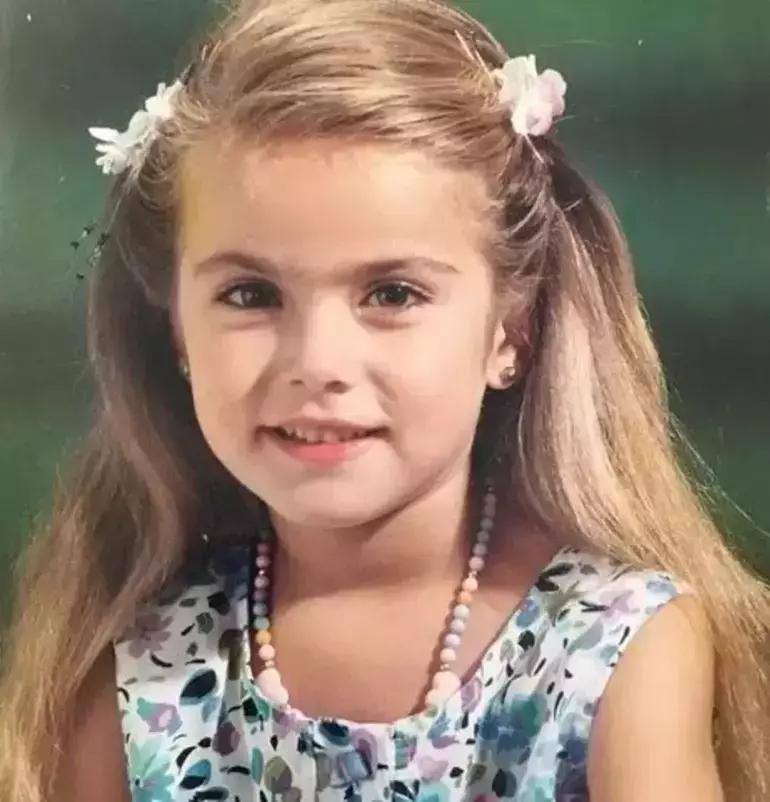 Ünlülerin Çocukluk Fotoğraflarıyla Nostaljik Yolculuk