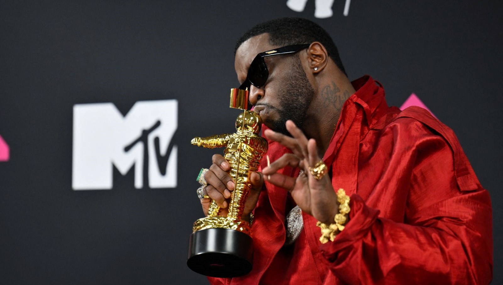 Didi Rapp Rapçi Diddy hakkında istismar suçlamasıyla yeni bir dava açıldı ...