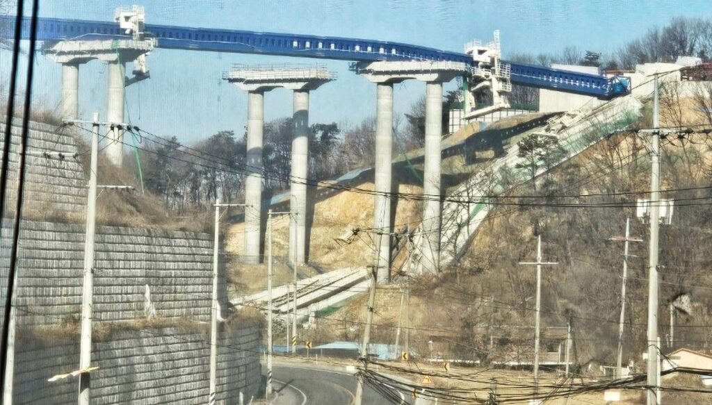 Güney Kore’deki otoyol inşaatında facia üzere kaza: 3 meyyit, 5 yaralı