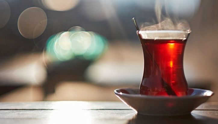 “Çaya niçin çağırmadın” davası: 2 milyon TL kazandı