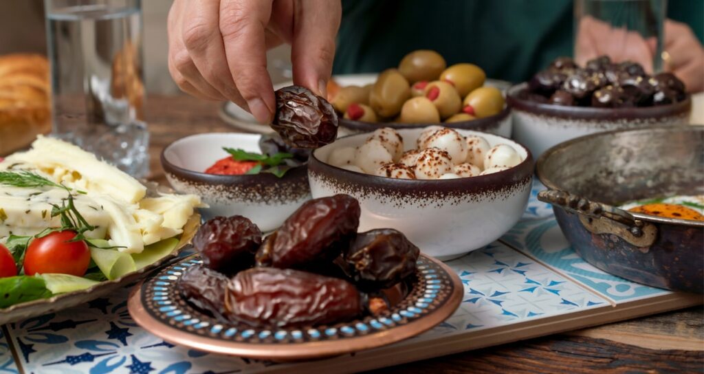 Ramazan sofralarında dengeyi koruyun: Uzmanlardan altın pahasında tavsiyeler