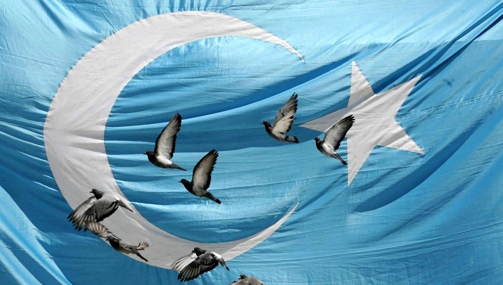 Tayland’da zımnî operasyon: Uygur Türkleri Çin’e iade edildi