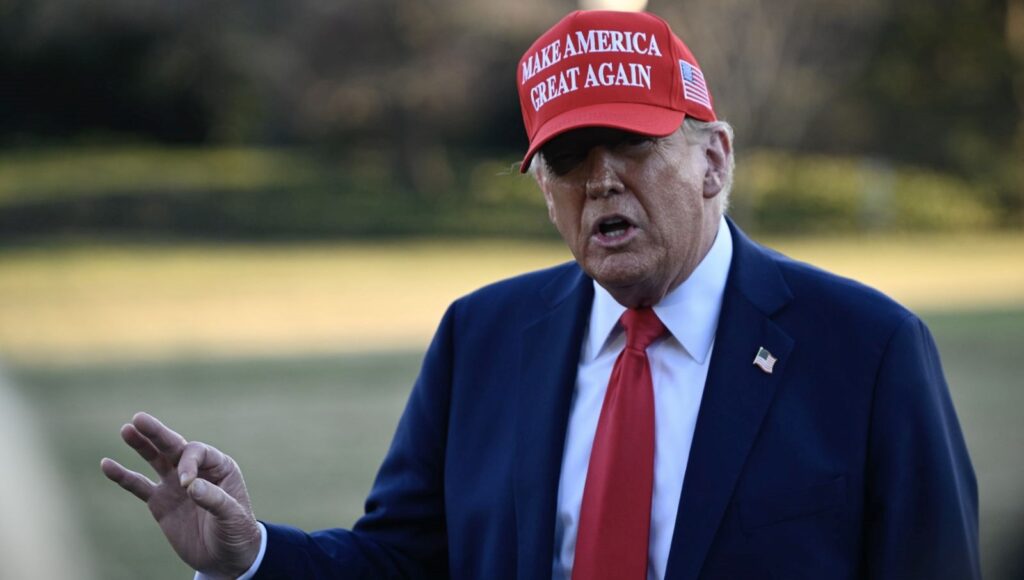 Trump’tan kendisini öven paylaşım: “Trump, Ukrayna’nın ABD’yi savaşa sürüklemesinden korudu”