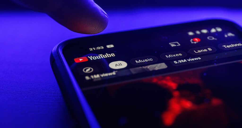 YouTube bir periyodu tarihe gömüyor: İsmini bile anamayacaklar