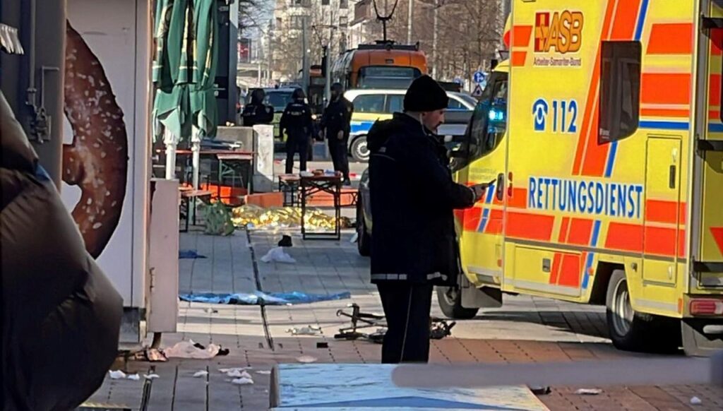 Almanya’da araçla kalabalığa dalan zanlının çok sağcılarla ilişkili olduğu ortaya çıktı