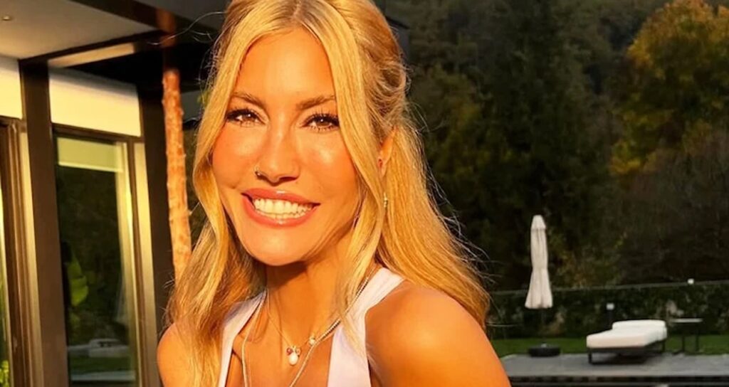 Kahvaltı tabağı çok konuşulan Çağla Şıkel bu sefer akşam yemeğiyle gündemde