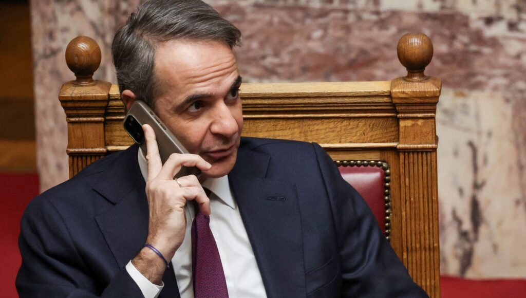 Miçotakis’ten Zelenski’ye dayanak telefonu