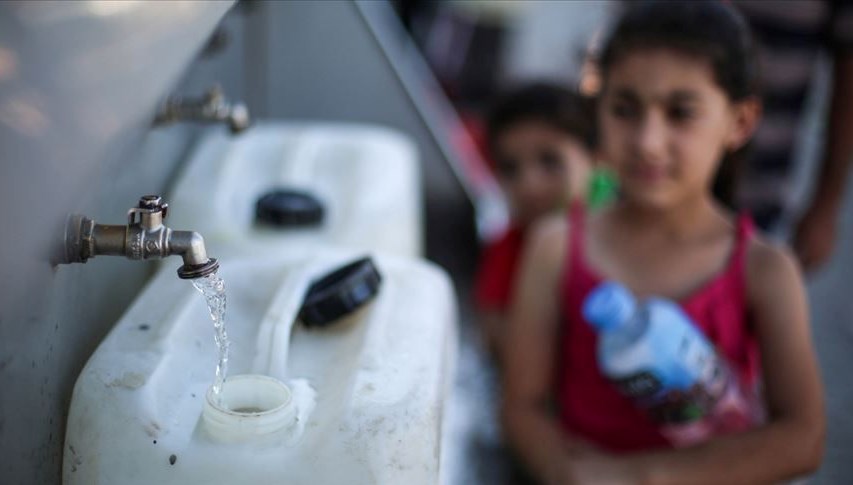 Gazze’de pak su krizi: Her 10 bireyden 9’u susuzlukla gayret ediyor