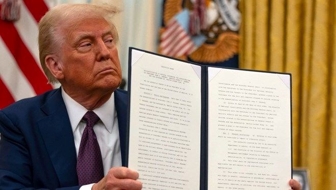 Trump duyurdu: Kennedy suikastı ile ilgili 80 bin evrak yarın açıklanacak