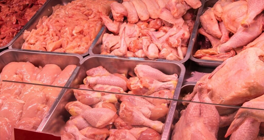Marketten tavuk alırken dikkat! Beyaz çizgi varsa…