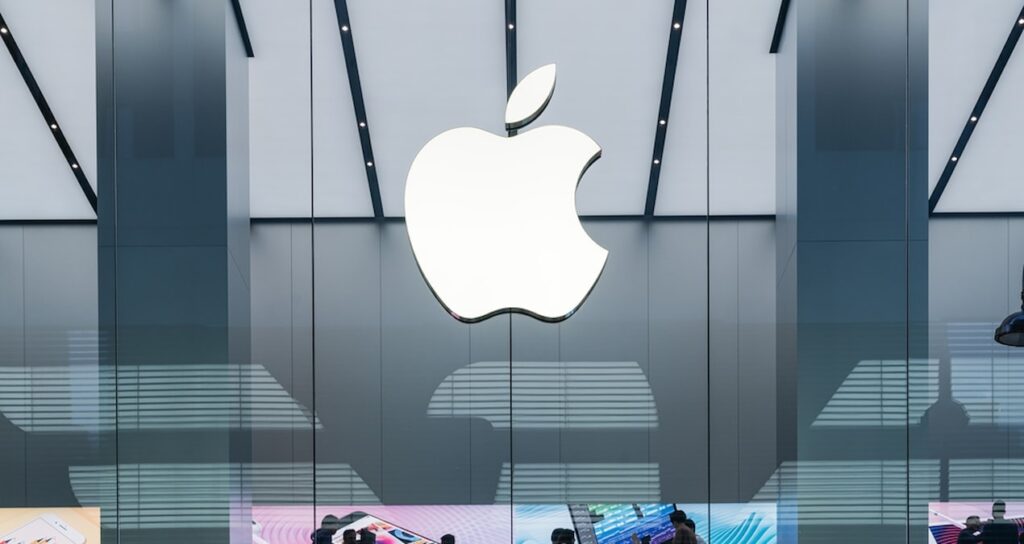Apple’dan güçlü dönüş! Liderlik koltuğu değişti